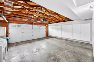 6800 Cedarbark Ct, Oak Park, CA 91377 - Photo 7