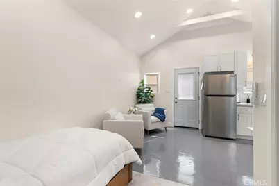 3903 W 59th Place, Los Angeles, CA 90043 - Photo 29