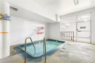 1045 N Kings Road, West Hollywood, CA 90069 - Photo 29