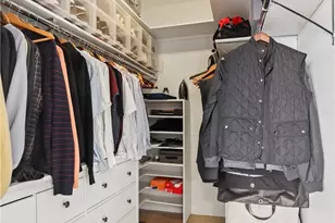 2263 Fox Hills Dr, Los Angeles, CA 90064 - Photo 25