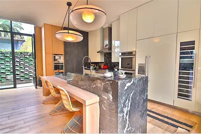 750 California Avenue, Venice, CA 90291 - Photo 15