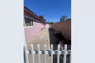 19221 Scobey Avenue, Carson, CA 90746 - Photo 7