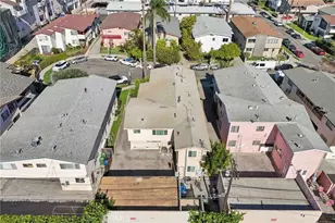 12066 Lamanda St, Los Angeles, CA 90066 - Photo 59