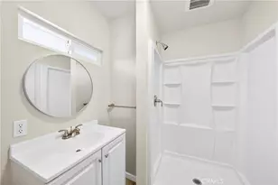 16527 Vine St, Hesperia, CA 92345 - Photo 11