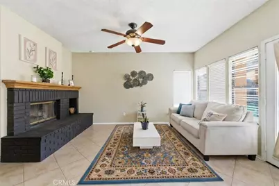 42339 Round Hill, Lancaster, CA 93536 - Photo 7