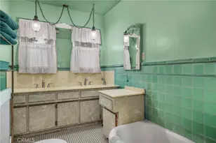 2000 W 80th, Los Angeles, CA 90047 - Photo 13