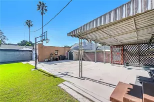 2000 W 80th, Los Angeles, CA 90047 - Photo 17