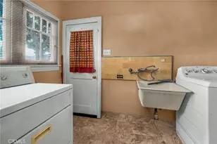 2000 W 80th, Los Angeles, CA 90047 - Photo 11