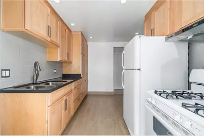 8421 Kittyhawk, Los Angeles, CA 90045 - Photo 21