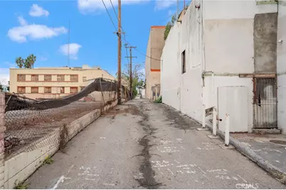 317 S La Brea, Inglewood, CA 90301 - Photo 3