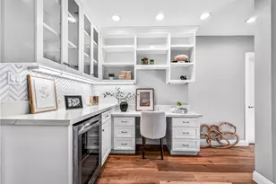 7313 S Earldom Ave, Playa del Rey, CA 90293 - Photo 11