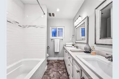 7313 S Earldom Avenue, Playa del Rey, CA 90293 - Photo 21