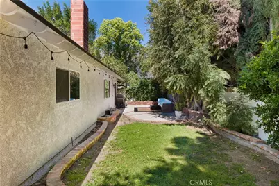 7916 Mason Avenue, Winnetka, CA 91306 - Photo 17