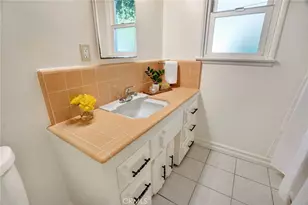 18405 Haas Ave, Torrance, CA 90504 - Photo 15