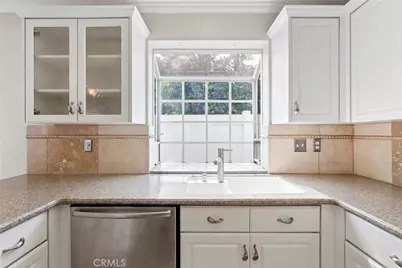 3327 California Avenue, Signal Hill, CA 90755 - Photo 9