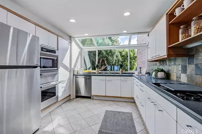 867 Aubrey Court #2, Hermosa Beach, CA 90254 - Photo 27