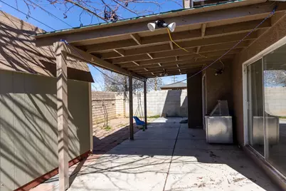 37719 Nantucket Drive, Palmdale, CA 93550 - Photo 5