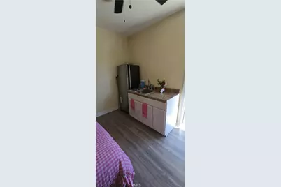 700 W 77th, Los Angeles, CA 90044 - Photo 17