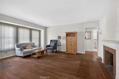 4904 W 121 St, Hawthorne, CA 90250 - Photo 3