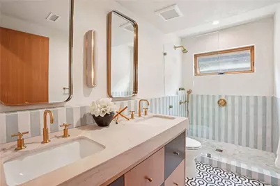 647 Navy Street, Santa Monica, CA 90405 - Photo 41