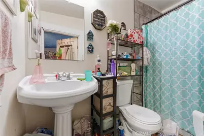 274 E 65th, Long Beach, CA 90805 - Photo 33