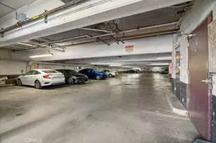 1825 N Gramercy Pl, Los Angeles, CA 90028 - Photo 15