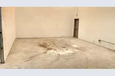 229 Broad Avenue, Wilmington, CA 90744 - Photo 13