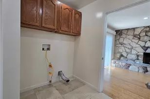 825 W 144th, Gardena, CA 90247 - Photo 13