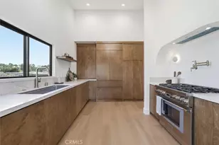 8140 Calabar Ave, Playa del Rey, CA 90293 - Photo 15