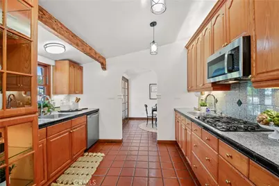 400 Bynner Drive, San Pedro, CA 90732 - Photo 11