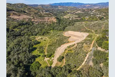 93706 Via Escondido, Temecula, CA 92590 - Photo 11