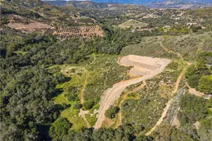 93706 Via Escondido, Temecula, CA 92590 - Photo 11