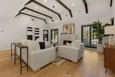 846 S Cloverdale, Los Angeles, CA 90036 - Photo 3