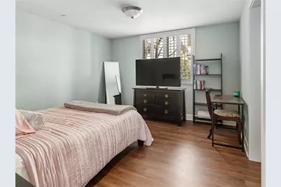 305 Kansas Street #D, El Segundo, CA 90245 - Photo 11