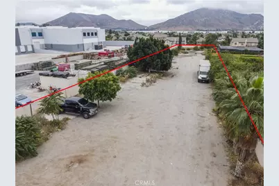 16569 Slover, Fontana, CA 92337 - Photo 7