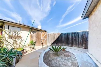 15003 Larch, Lawndale, CA 90260 - Photo 27