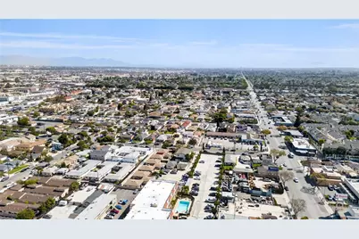 15003 Larch, Lawndale, CA 90260 - Photo 7