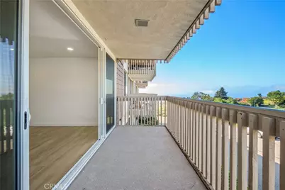 6542 Ocean Crest Drive #D204, Rancho Palos Verdes, CA 90275 - Photo 21