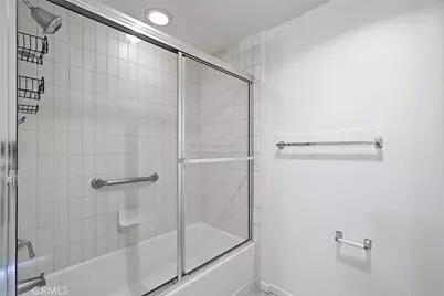 267 S San Pedro #315, Los Angeles, CA 90012 - Photo 21