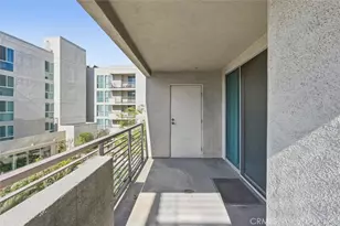 267 S San Pedro, Los Angeles, CA 90012 - Photo 23