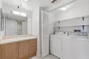 267 S San Pedro, Los Angeles, CA 90012 - Photo 9