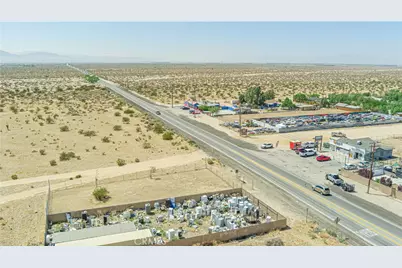 90 Palmdale Blvd, Sun Village, CA 93543 - Photo 11