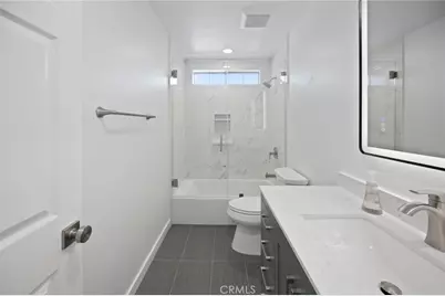 422 Parkman, Los Angeles, CA 90026 - Photo 17