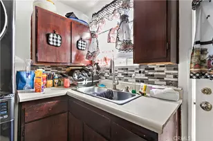 3023 Obama, Los Angeles, CA 90018 - Photo 37