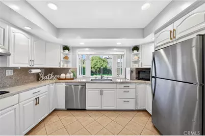 25932 Richville Drive, Torrance, CA 90505 - Photo 17