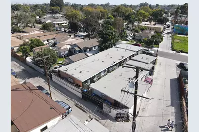 19 E 69th Street, Long Beach, CA 90805 - Photo 7