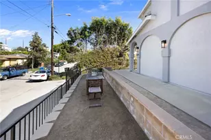 422 Parkman, Los Angeles, CA 90026 - Photo 9