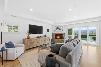 1038 Avenue D, Redondo Beach, CA 90277 - Photo 11