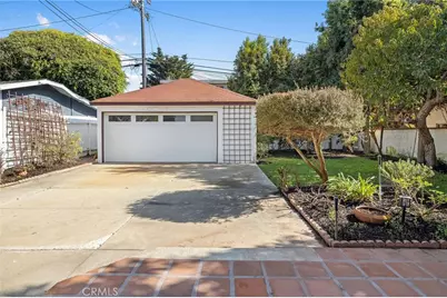 704 Elvira Avenue, Redondo Beach, CA 90277 - Photo 37