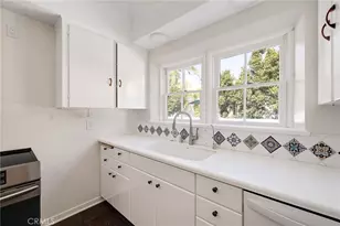 704 Elvira Ave, Redondo Beach, CA 90277 - Photo 25